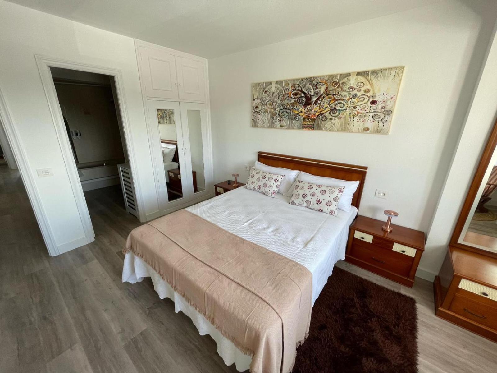 Milladoiro Apartment Teo Bagian luar foto