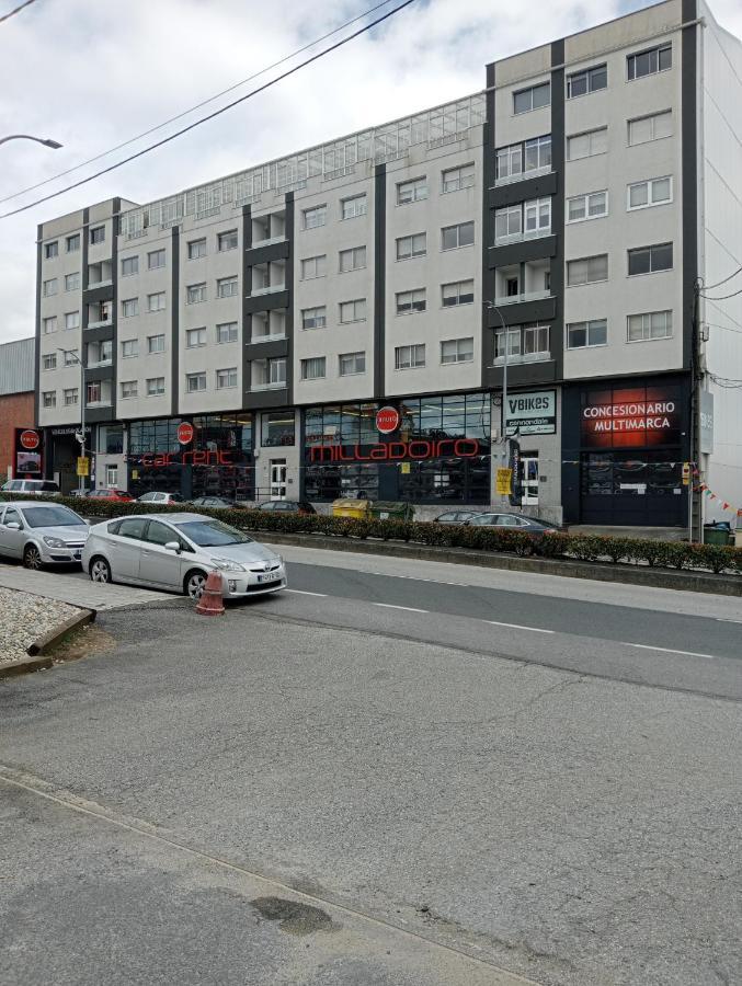 Milladoiro Apartment Teo Bagian luar foto