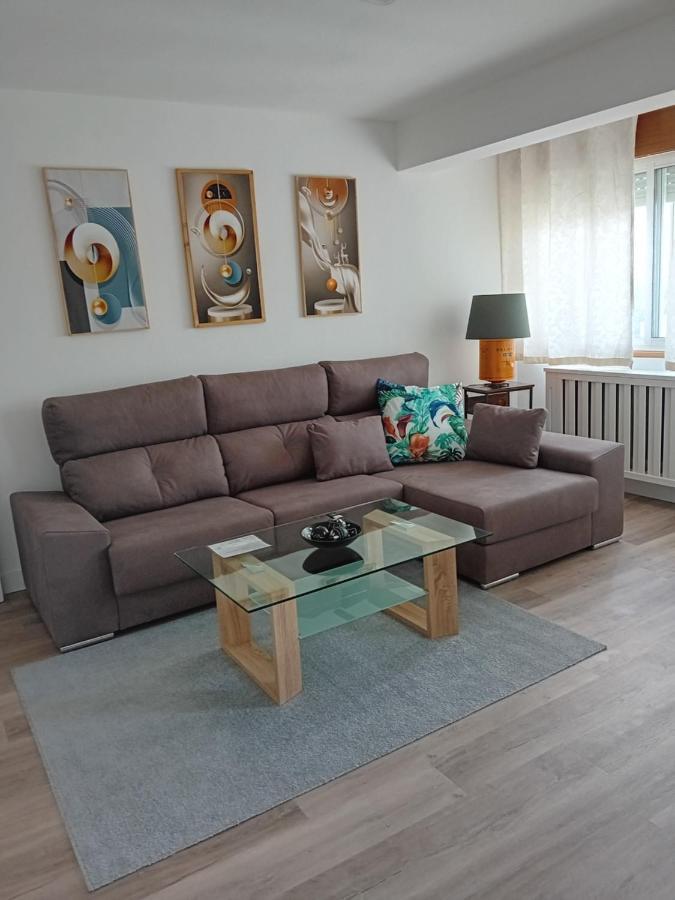 Milladoiro Apartment Teo Bagian luar foto